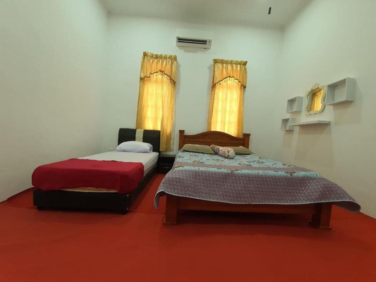 Oyo 90404 Hotel Z Dirgahayu 313 Pasir Mas Екстер'єр фото